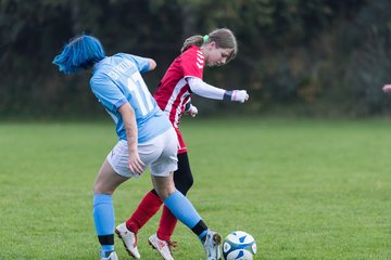 Bild 237 - wBJ TuS Tensfeld - SV Fortuna St. Juergen